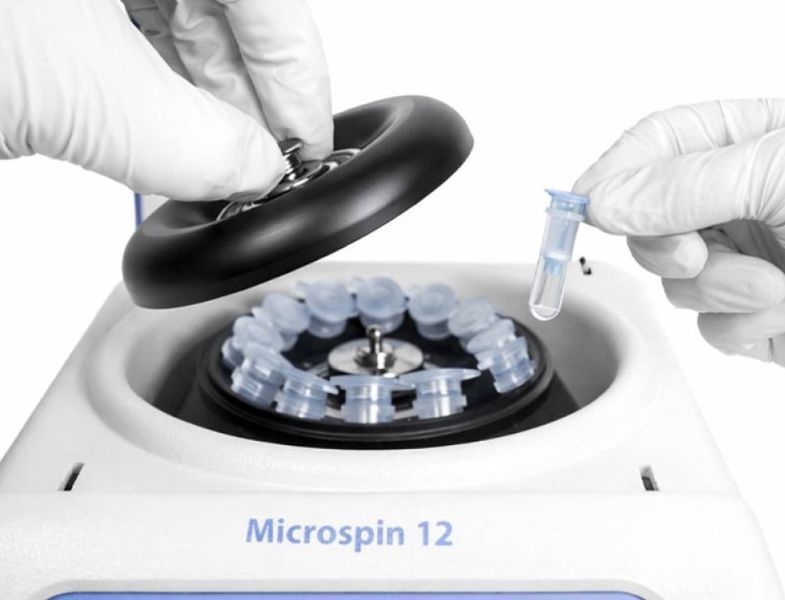 Мини-центрифуга Microspin 12, 12&times;1,5/2,0 мл М0065963 фото