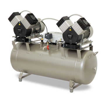 Компресор EKOM DK50 2x2V/110/M, ресивер 110 л, з мембранним осушувачем повітря, продуктивність 225 л/хв при тиску 5 бар, на 3-4 установки, робочий тиск 5-7 бар, живлення 230В/50Гц, без шафи EKOM DK50 фото
